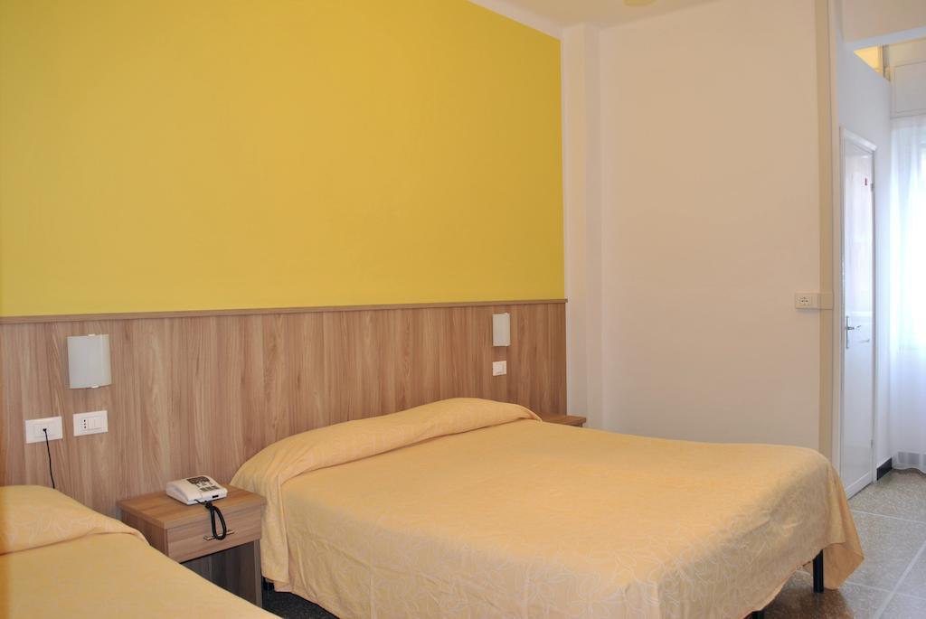 Hotel Bristol Laigueglia Δωμάτιο φωτογραφία